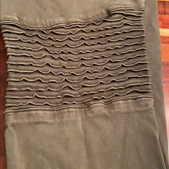 Isabel Maternity Military Pants - Picture 6 of 7